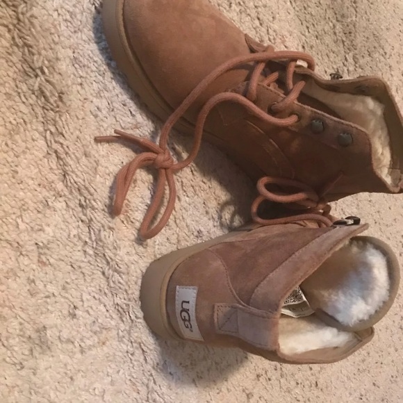 UGG Shoes - UGG Brown Ankle Boots with Cream Lining